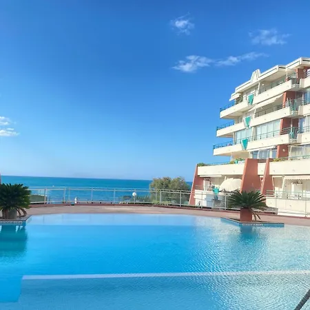 T2 Lumineux 1 Ch 4 Couchages Avec Piscine, Acces * Sète